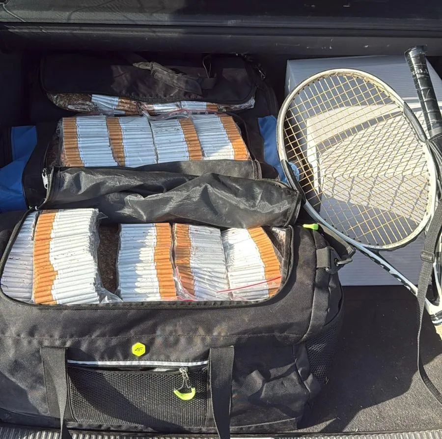Zatrzymano mężczyznę z ponad 95 tysiącami papierosów i 83 kg nielegalnego tytoniu