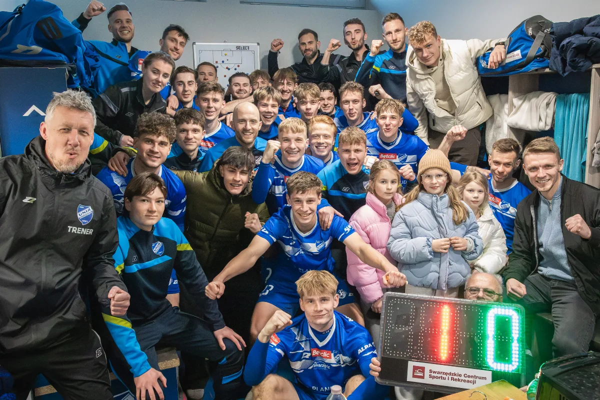 Unia Swarzędz triumfuje w Wielki Piątek, pokonując Pogoń II Szczecin 1:0